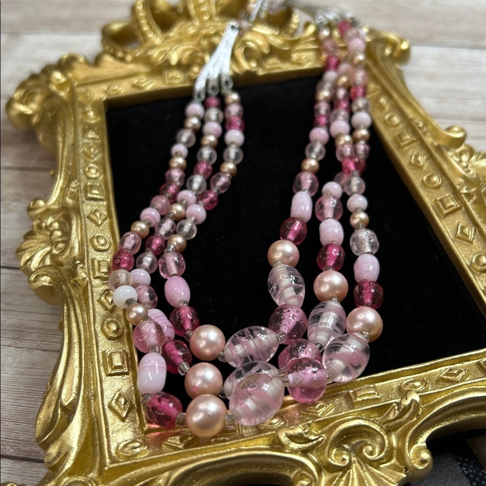 Vintage Japan Pink Glass and Champagne and Pink Faux Pearl Beaded Necklace - Picture 3 of 8